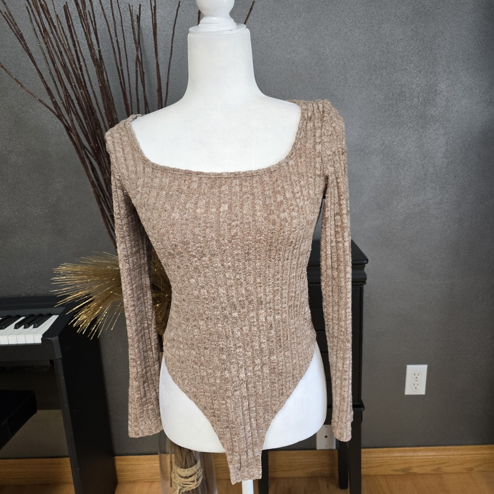 SHEIN Tan Ribbed Long Sleeve Bodysuit
